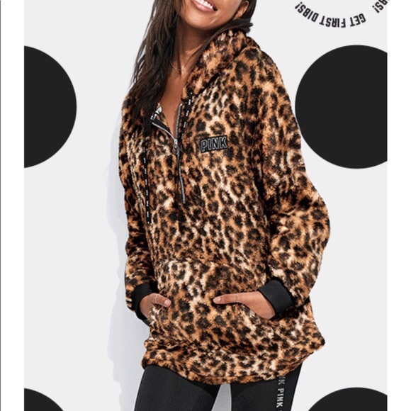 PINK Victoria's Secret Tops - NEW! Victoria’s Secret quarter zip hoodie Sherpa